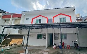 Reddoorz Near Mulyosari